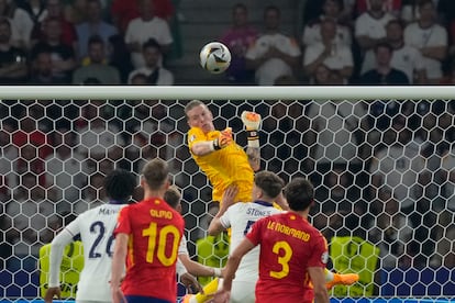 Parada de Jordan Pickford.