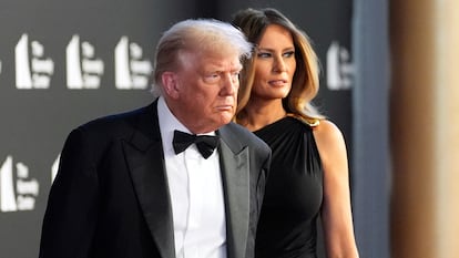 Donald Trump y la primera dama, Melania Trump, este miércoles al llegar al estreno del musical 'Los Miserables' en el Kennedy Center.