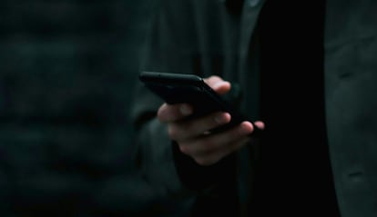 Uso de un smartphone con sistema operativo Android