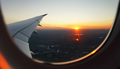 Avión en vuelo