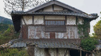 An abandoned wooden house in Tambasasayama, Japan.